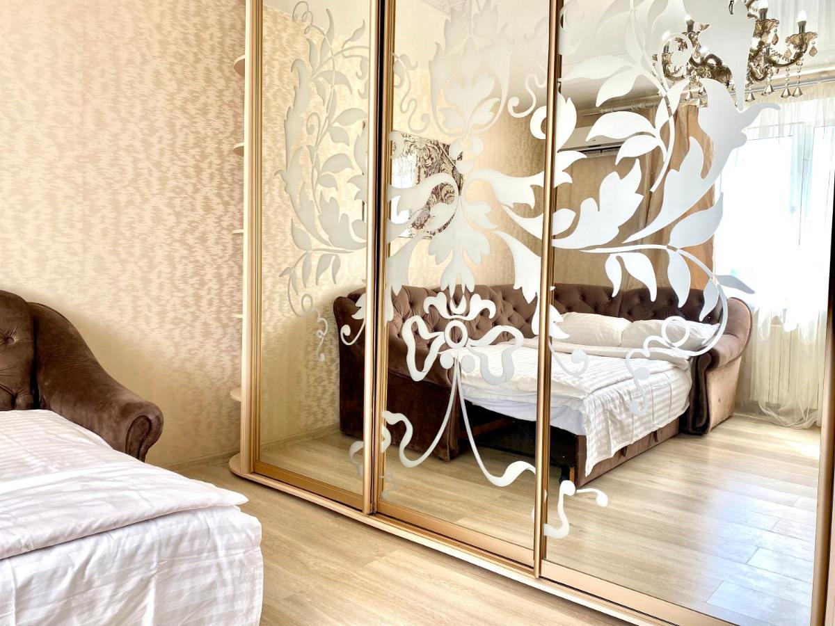 Apartpoltava Елегантна Квартира В Новобудові,Біля Каштанової Алеї, Центр Міста, Звітна Документація Poltava Exterior foto