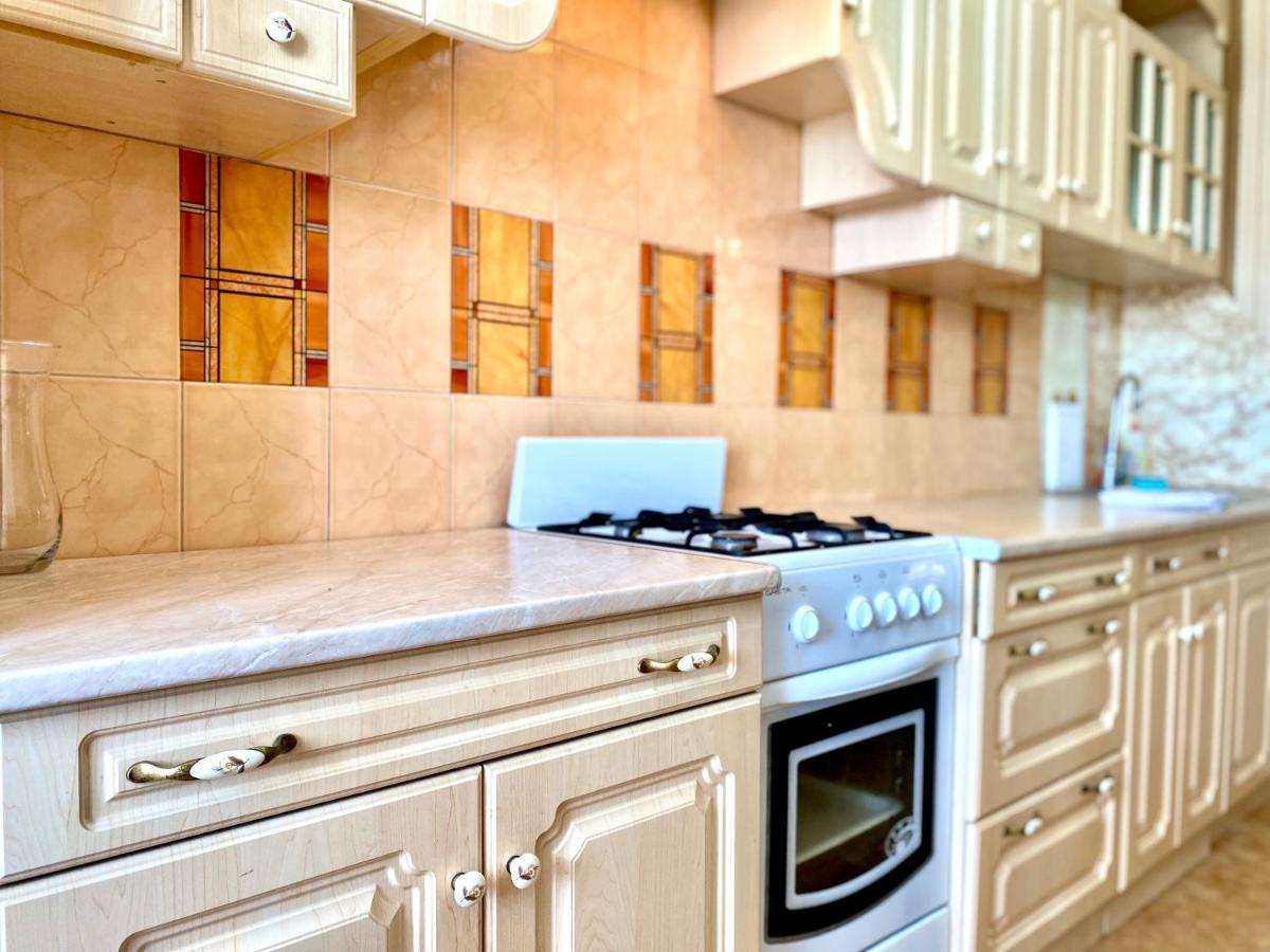 Apartpoltava Елегантна Квартира В Новобудові,Біля Каштанової Алеї, Центр Міста, Звітна Документація Poltava Exterior foto